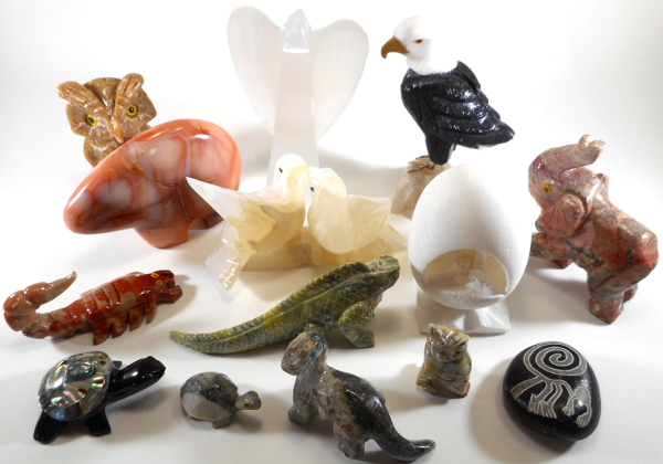 Animal Carvings & Figurines